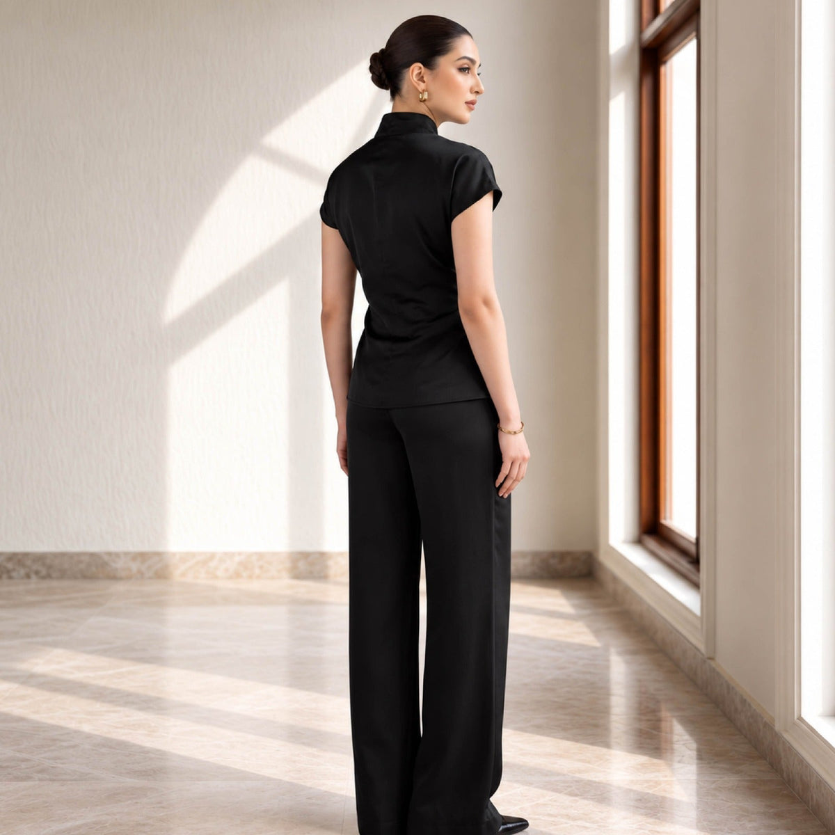 The Juliet Satin Set in Black